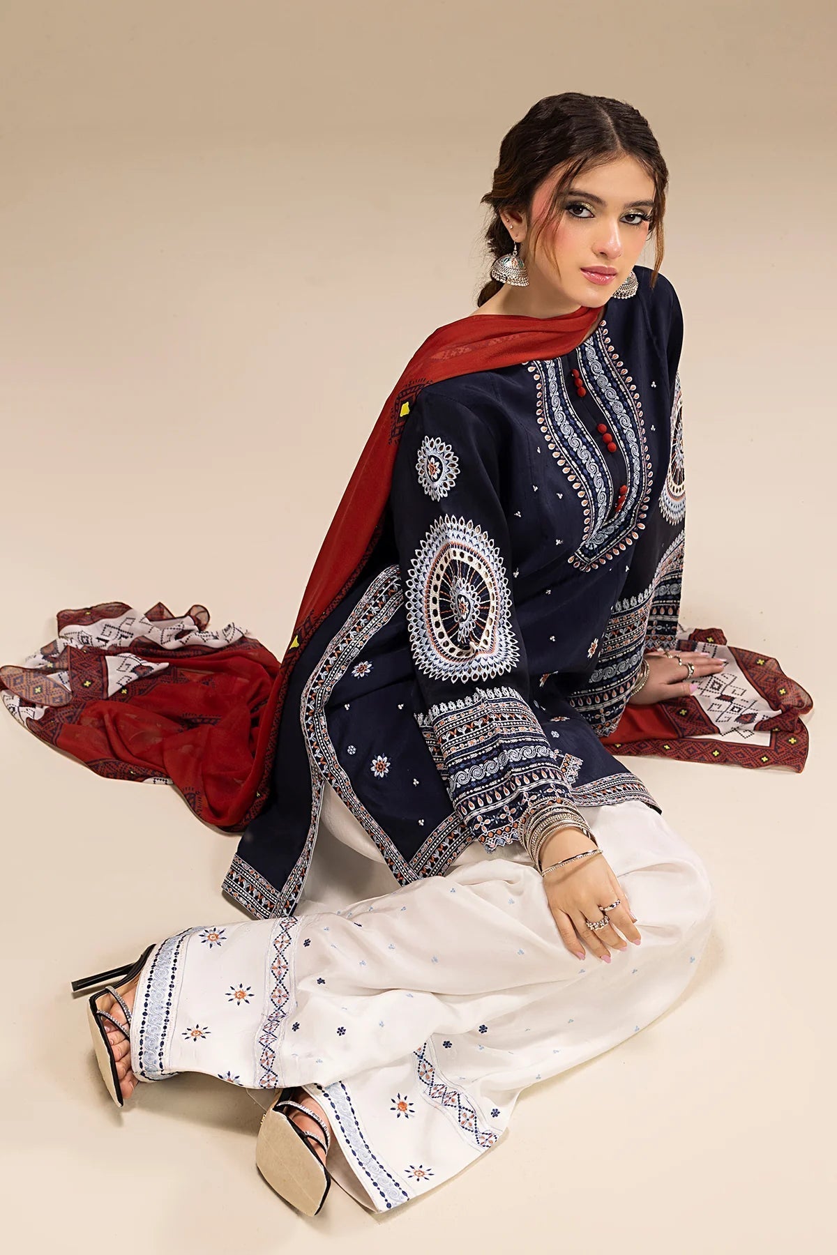 Jazmin Unstitched Luxury Dhanak Heavy Embroidered 3PC Suit